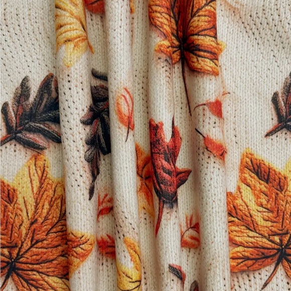 🍁🍂 Autumn Leaf Print Sweater - Picture 8 of 10
